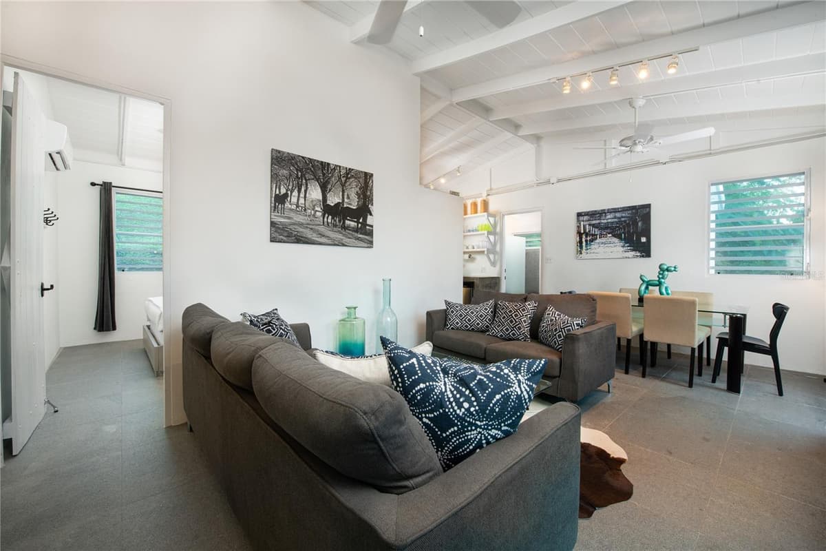 300 PALM COTTAGES — photo 22 of 62