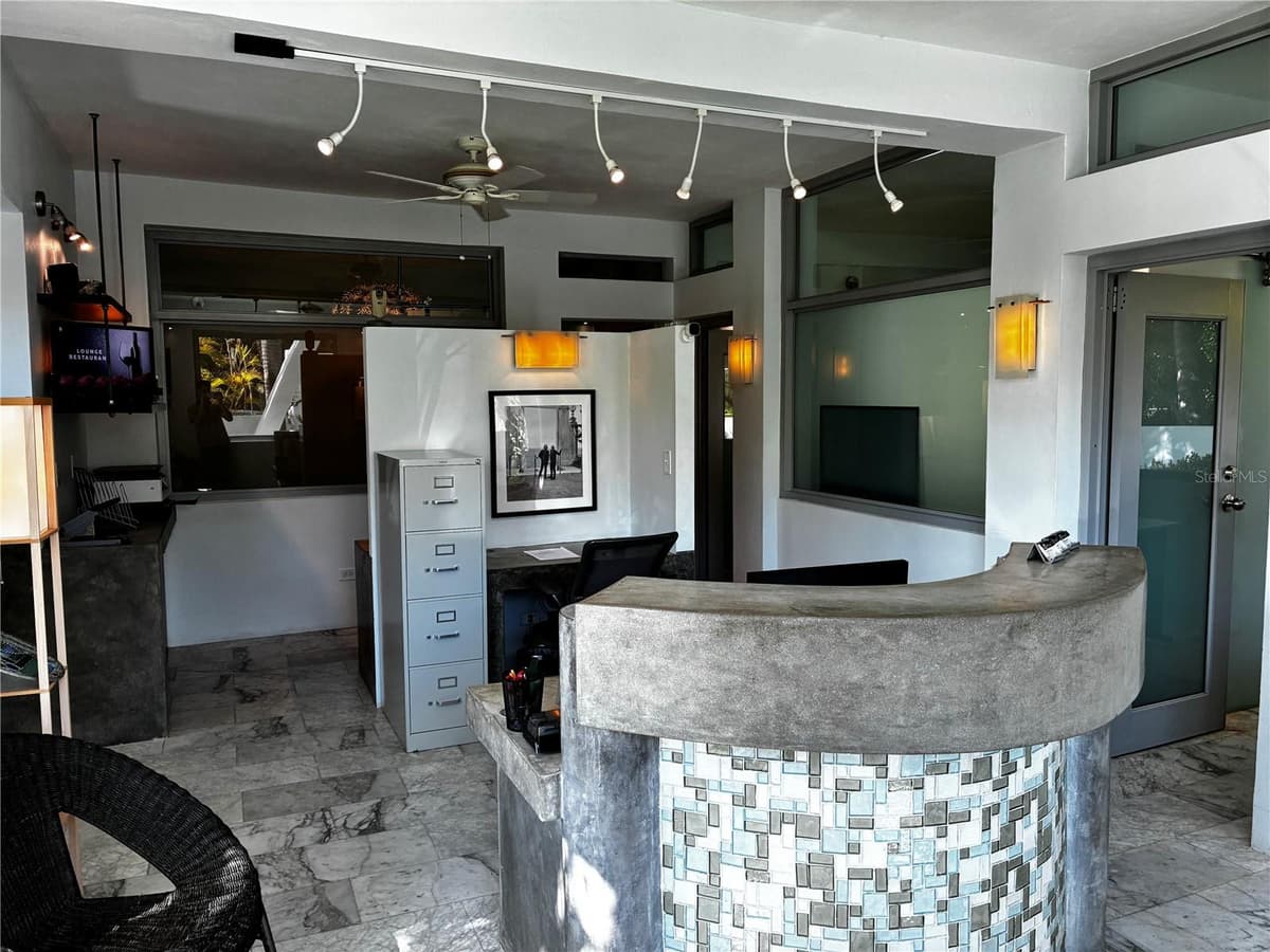 300 PALM COTTAGES — photo 39 of 62