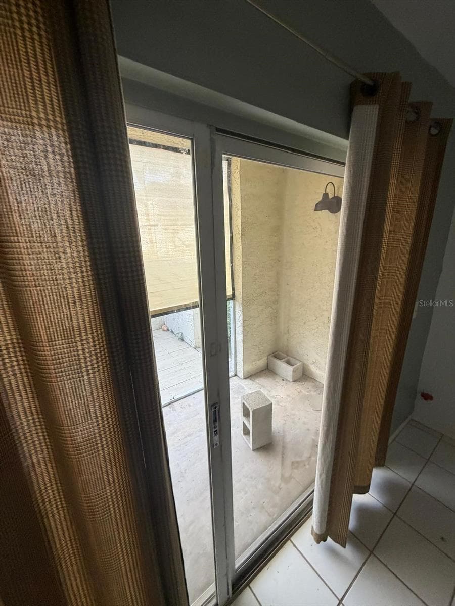 1531 ROYAL GREEN CIRCLE — photo 24 of 34