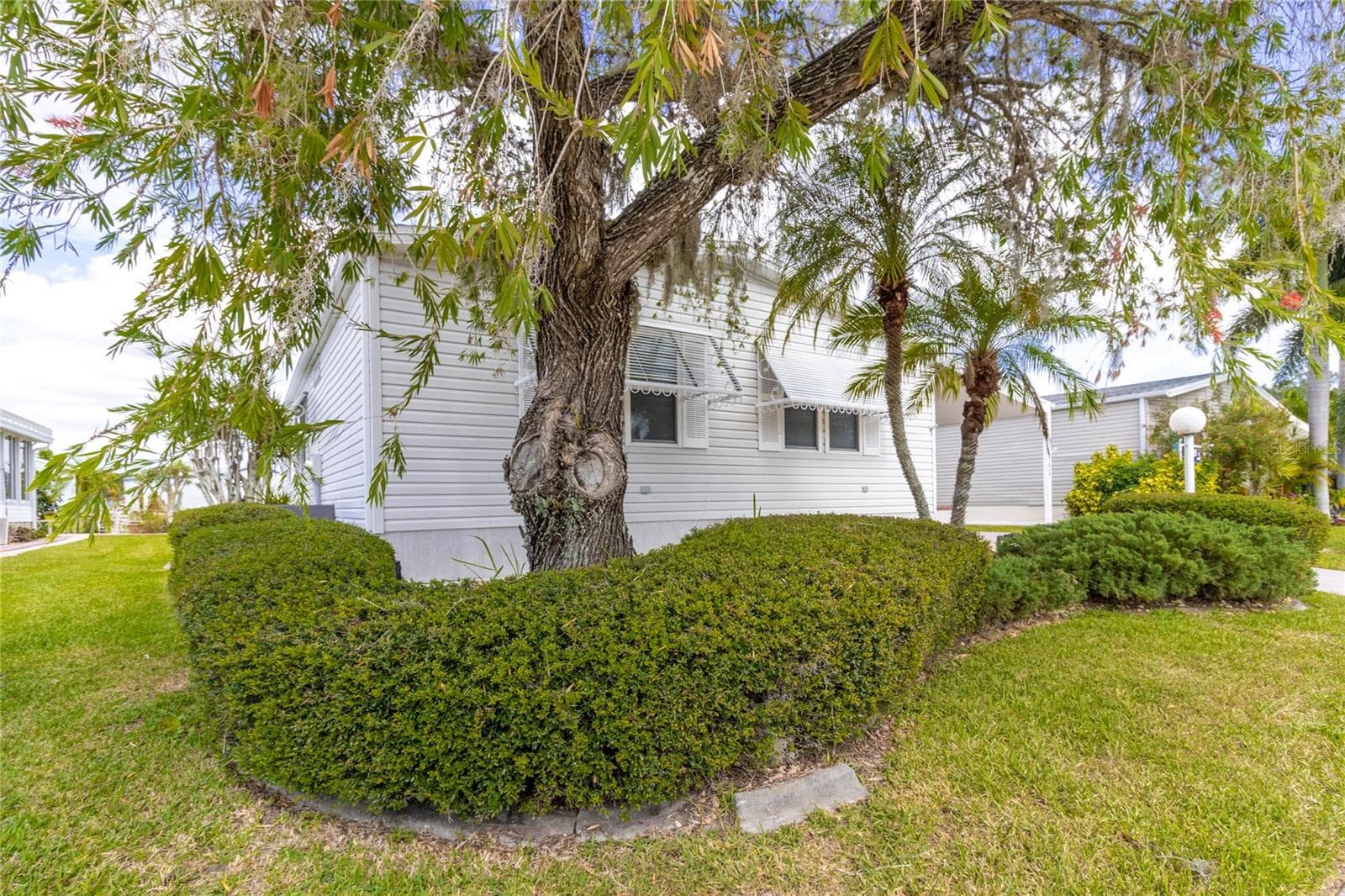 145 NIGHTINGALE CIRCLE — photo 3 of 38