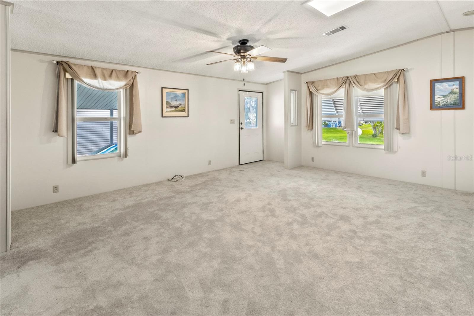 145 NIGHTINGALE CIRCLE — photo 13 of 38
