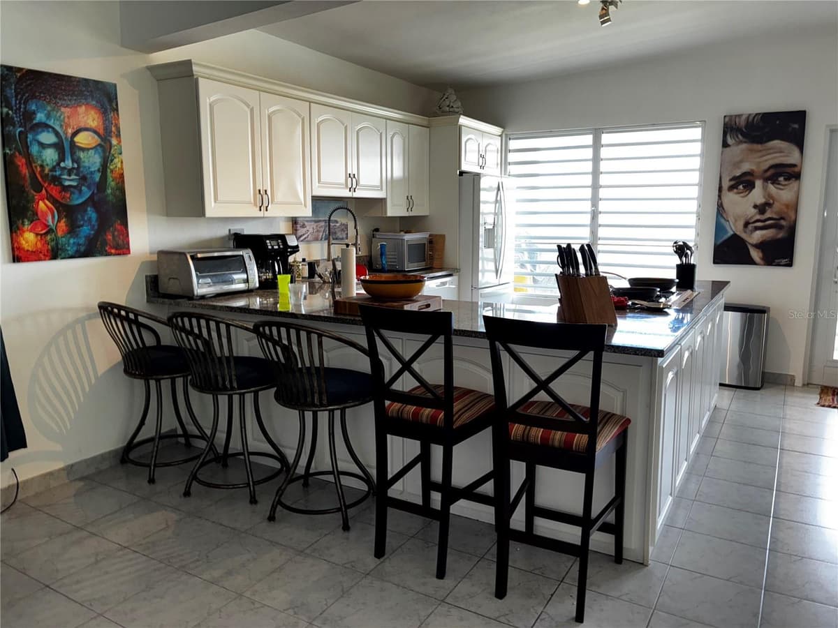 76 MAR VISTA — photo 23 of 43