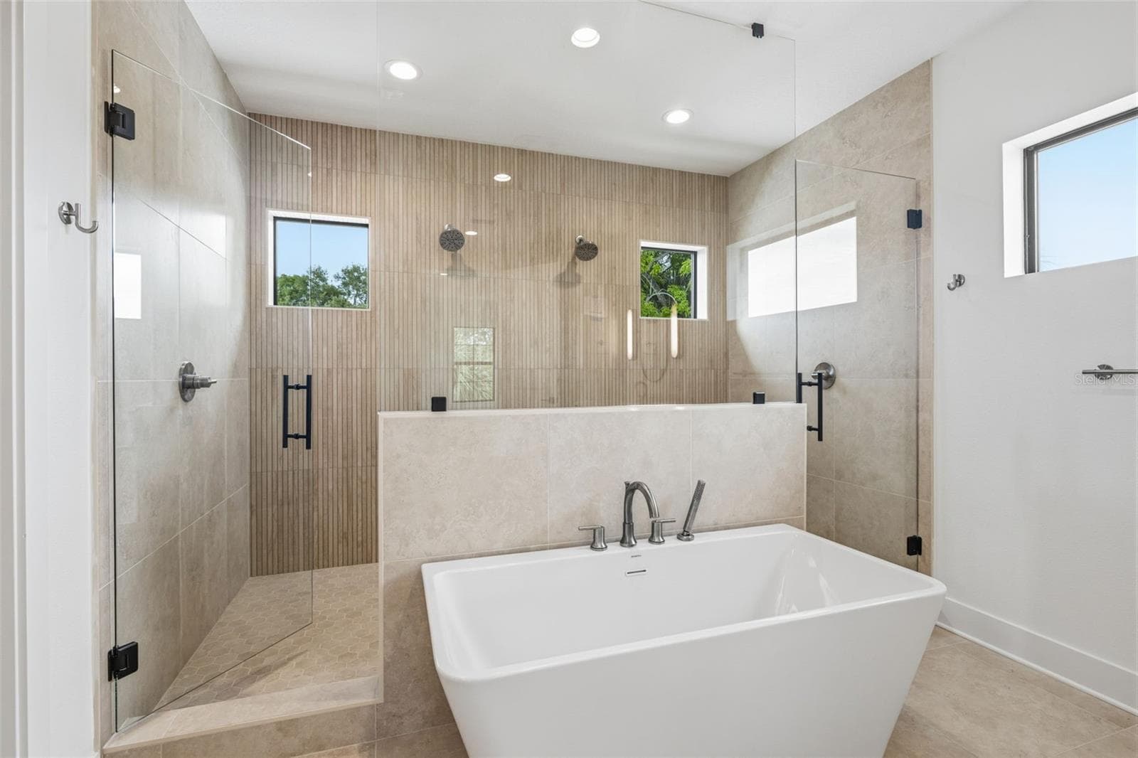 2936 ROGERS AVENUE — photo 31 of 50