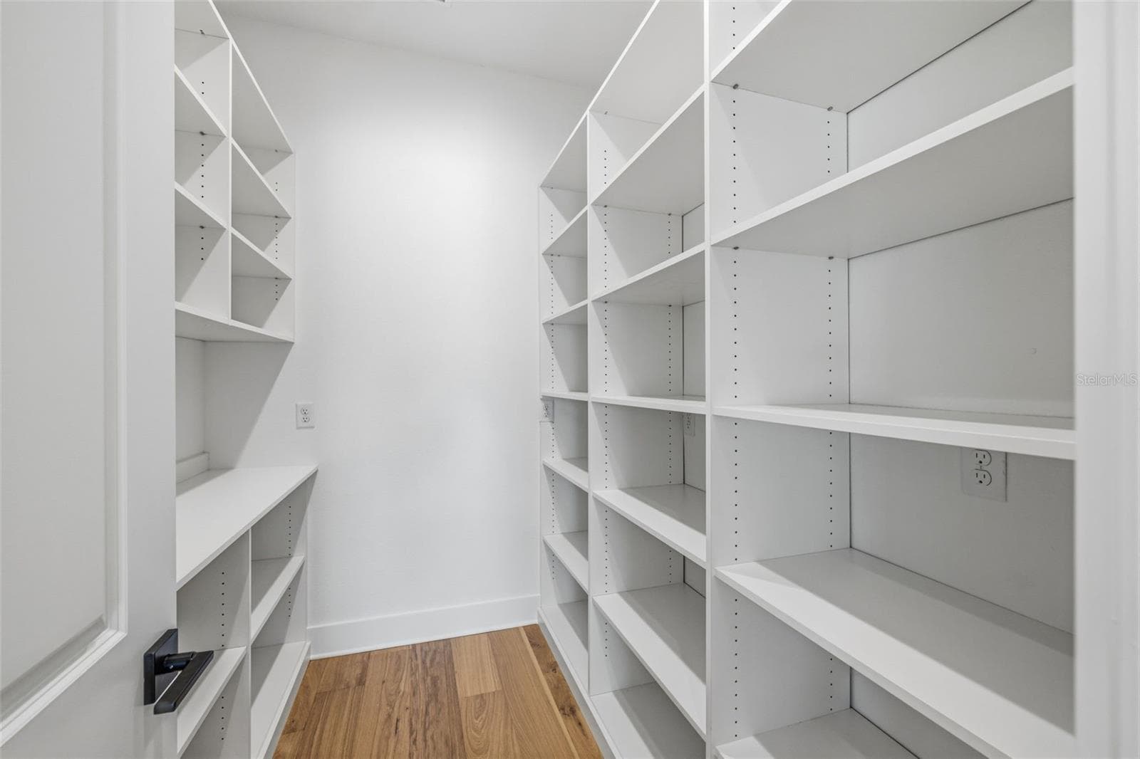 2936 ROGERS AVENUE — photo 13 of 50