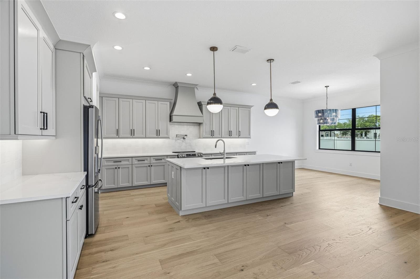 2936 ROGERS AVENUE — photo 7 of 50