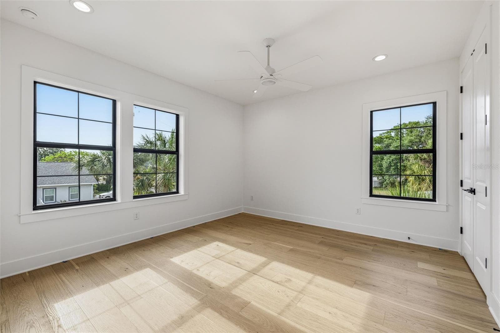 2936 ROGERS AVENUE — photo 39 of 50