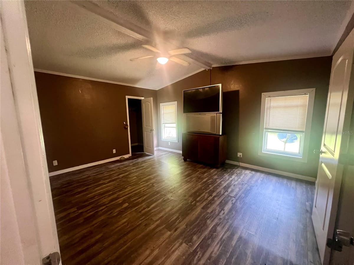 11820 HIGHWAY 225 — photo 7 of 15