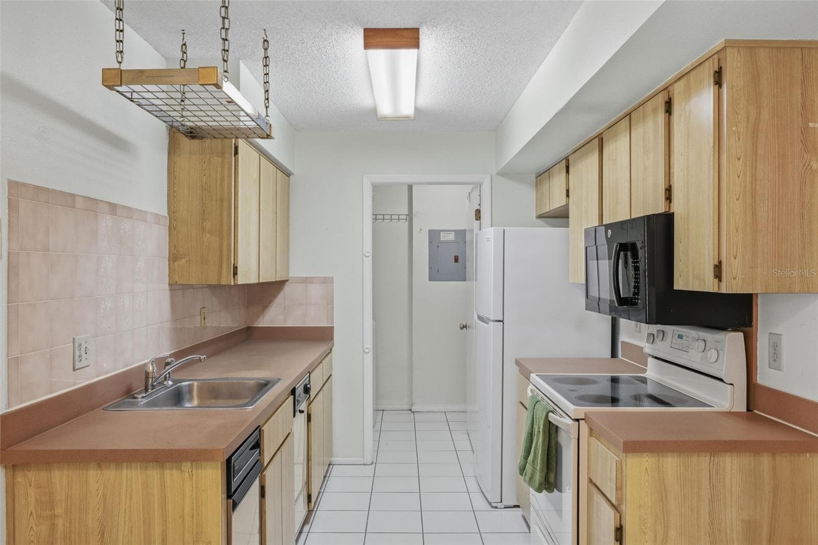 9474 NAKOMA WAY — photo 12 of 31
