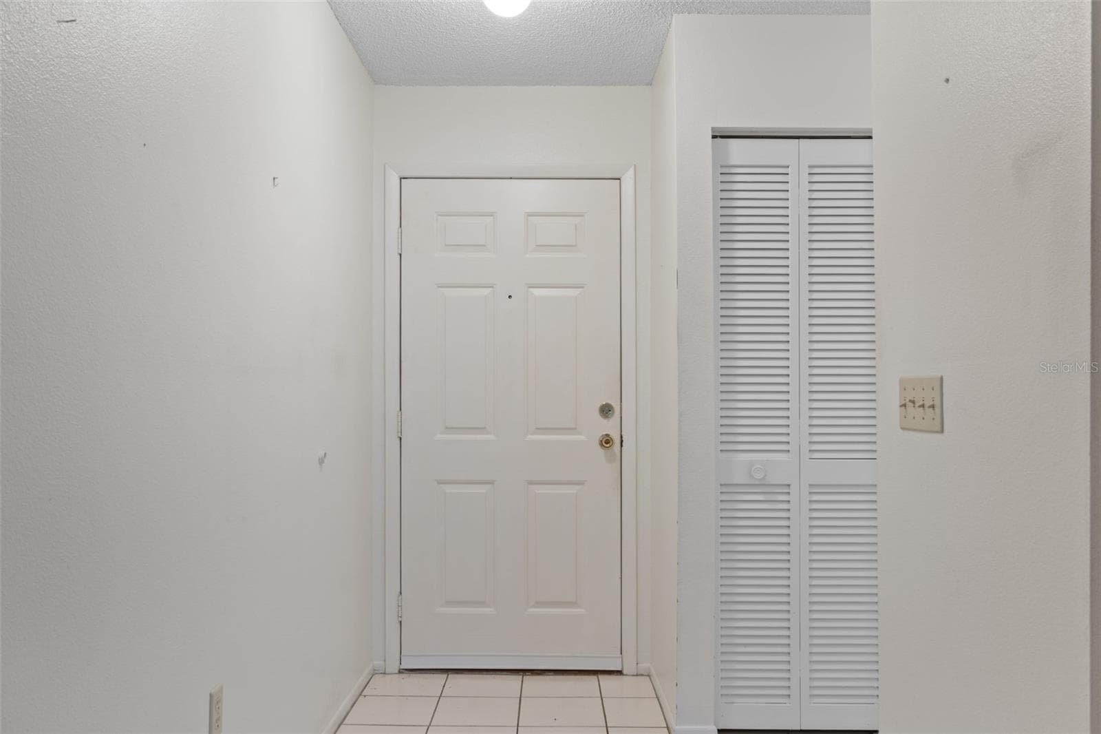 9474 NAKOMA WAY — photo 5 of 31