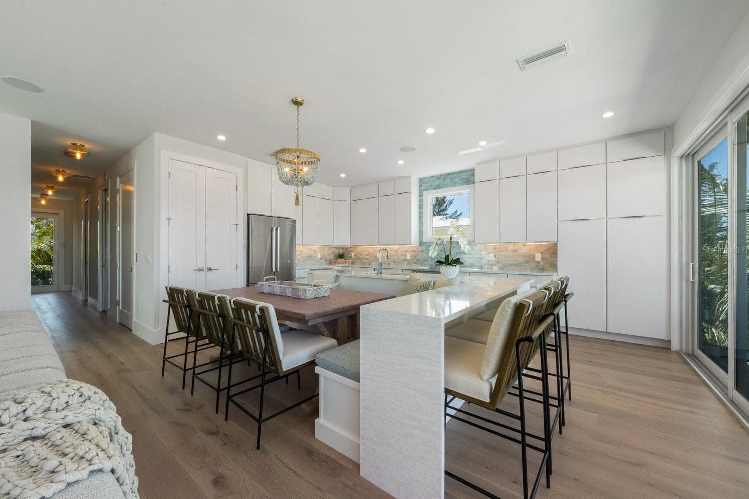870 SHORE DRIVE — photo 12 of 58