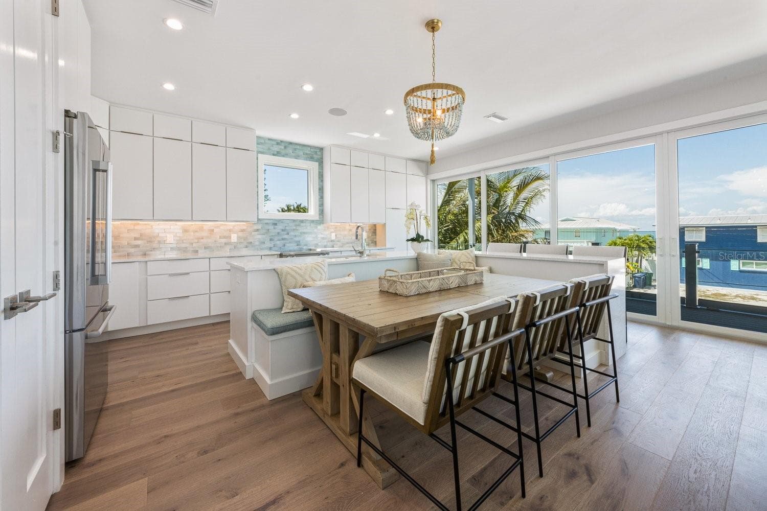 870 SHORE DRIVE — photo 17 of 58