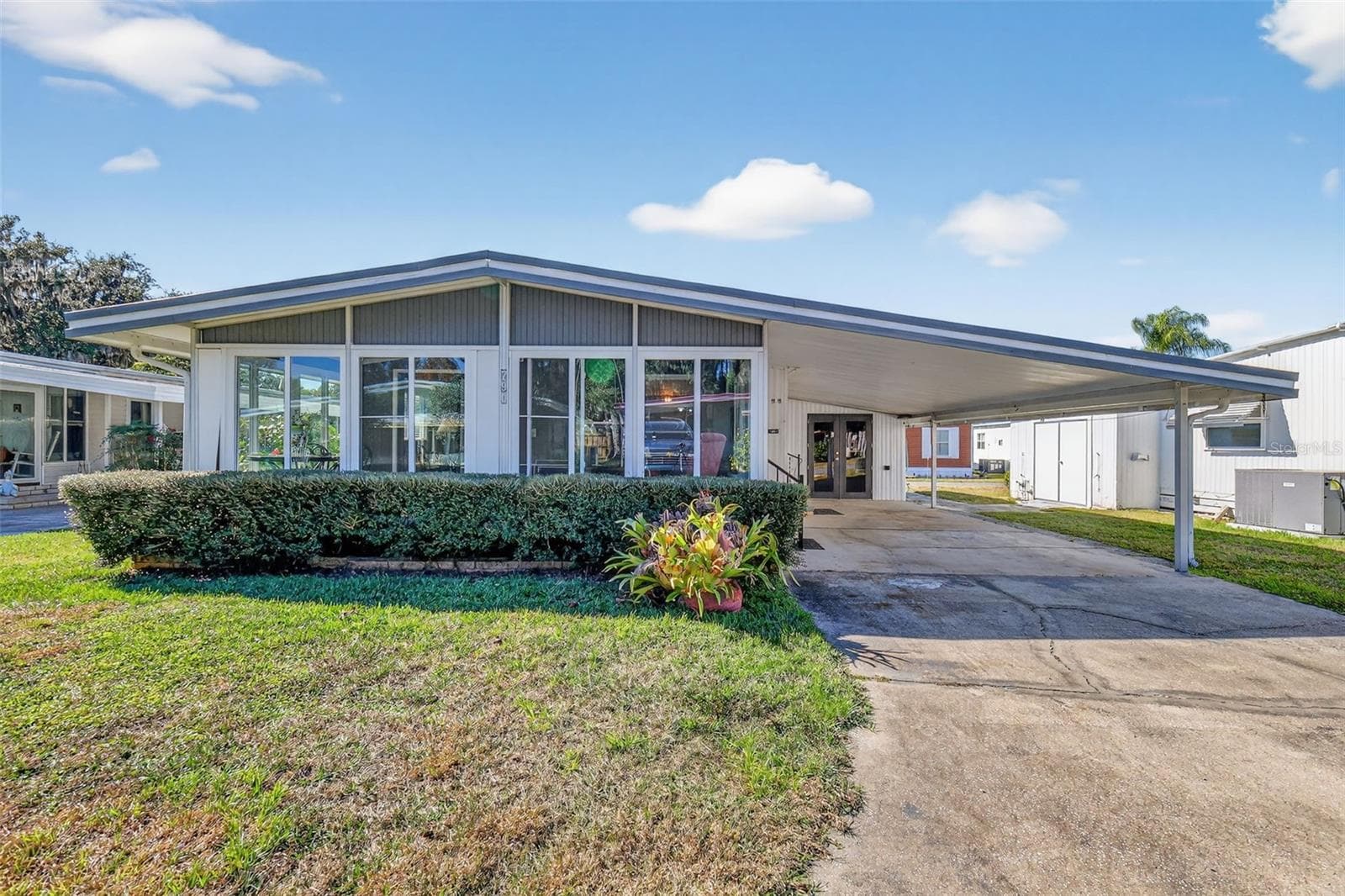 790 SANDI DRIVE