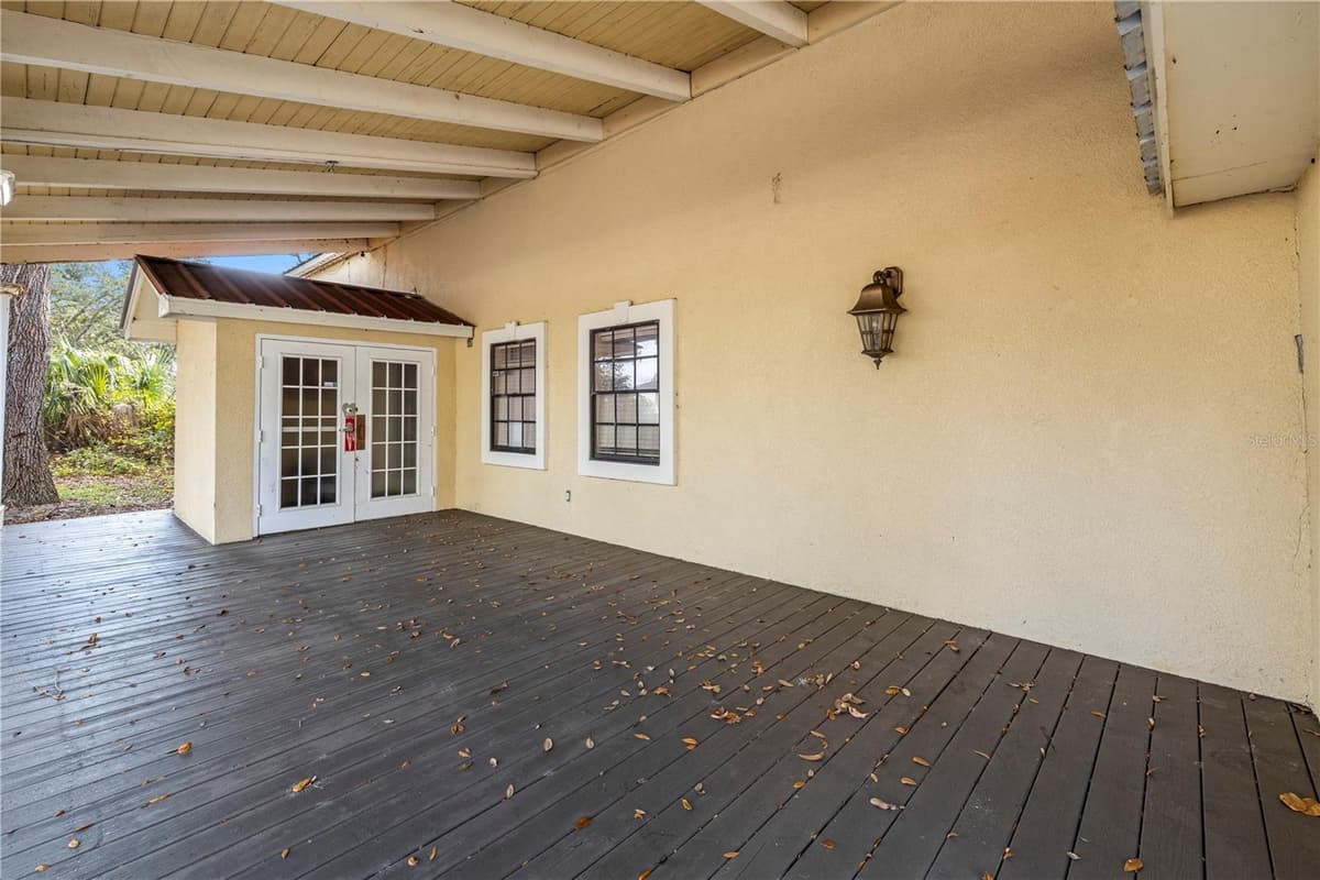 10511 MAIN STREET — photo 18 of 41