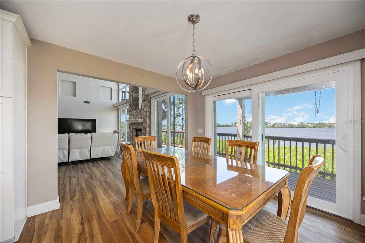 1470 BAYSHORE DRIVE — photo 17 of 66