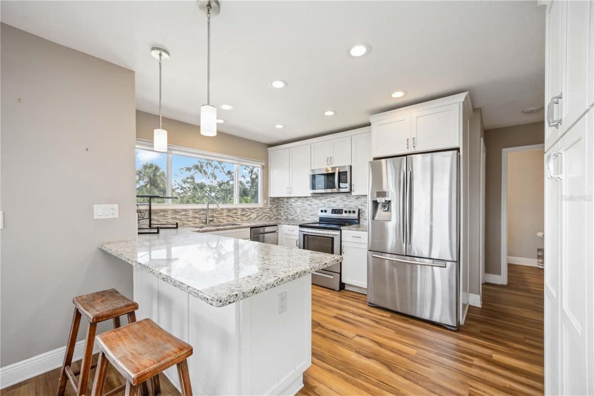 1470 BAYSHORE DRIVE — photo 19 of 66