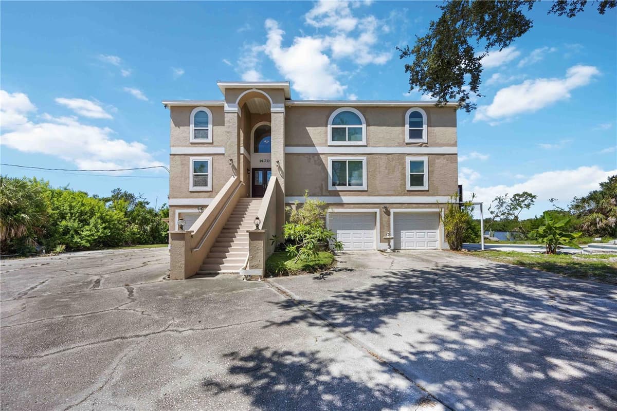 1470 BAYSHORE DRIVE — photo 4 of 66