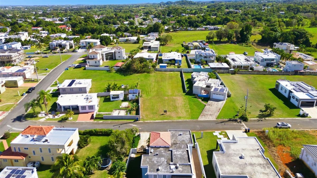 CALLE EUROPA BLVD - LOT 8 — photo 3 of 7