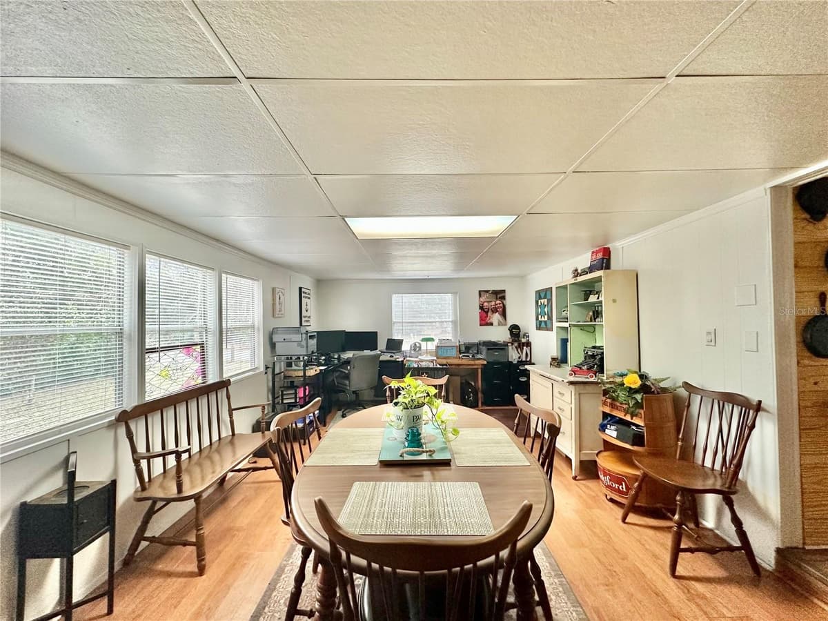9430 CAROLINA WAY — photo 4 of 36