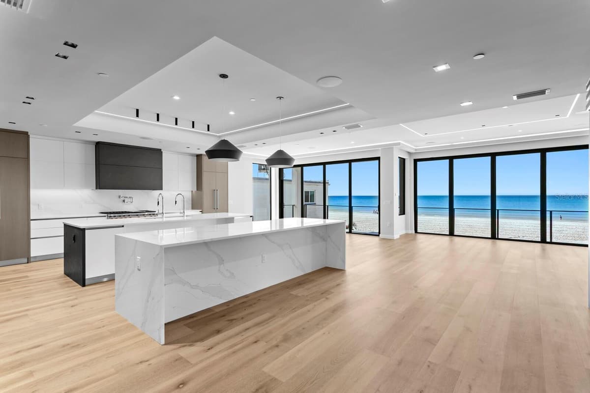 70 GULF BOULEVARD — photo 14 of 77