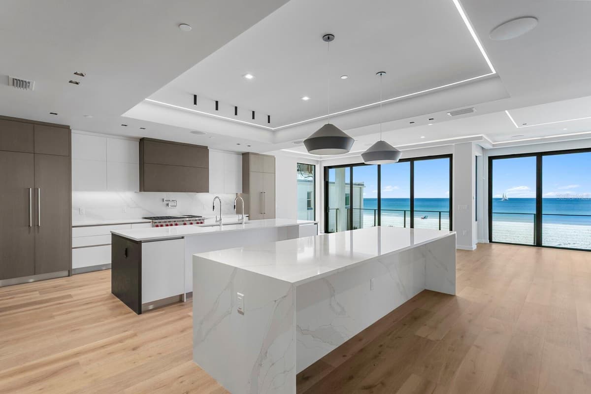 70 GULF BOULEVARD — photo 18 of 77