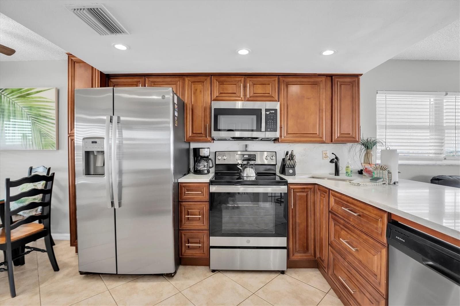 5445 GULF BOULEVARD — photo 14 of 43