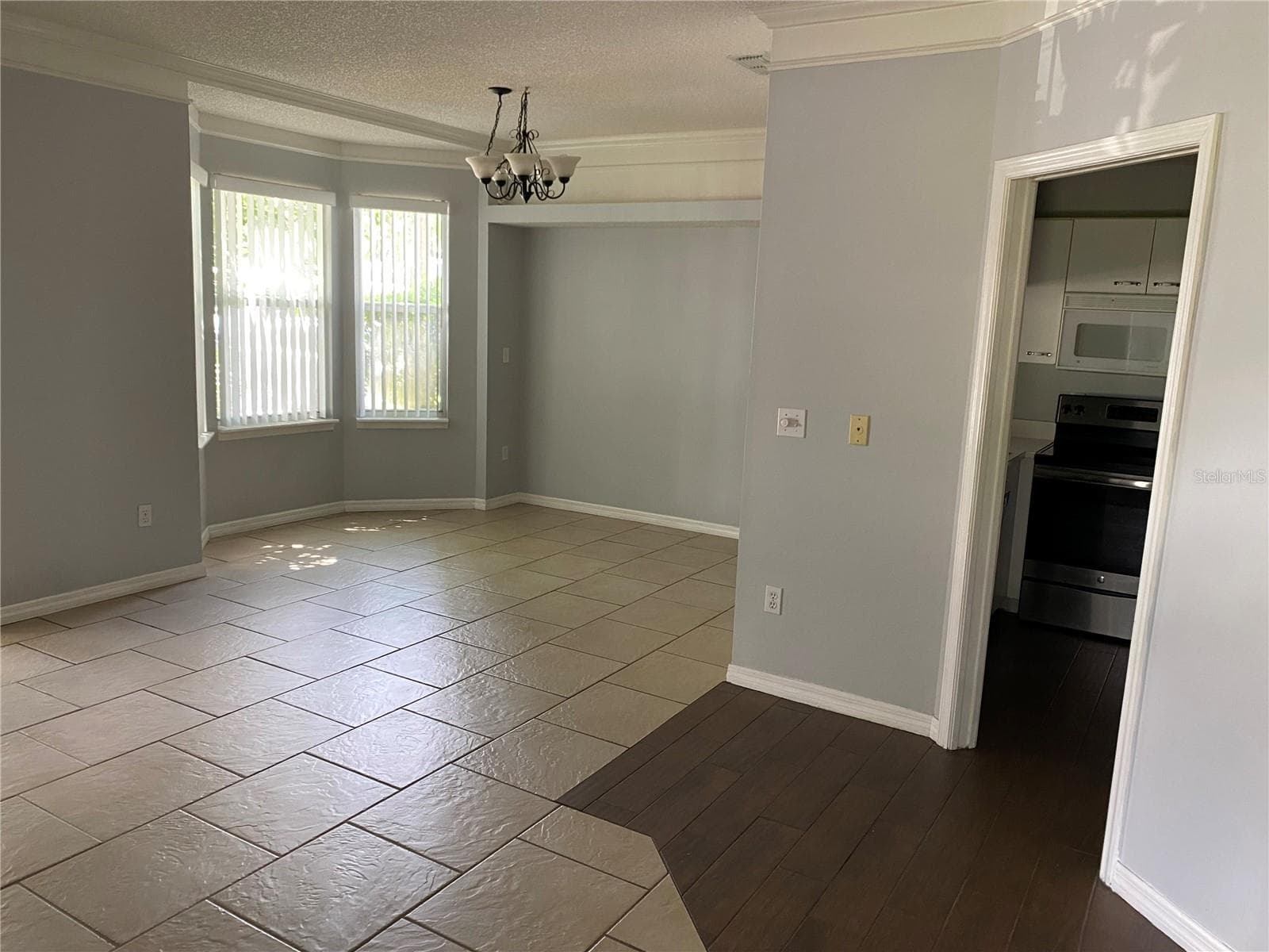 62 EMERALD BAY DRIVE — photo 5 of 14