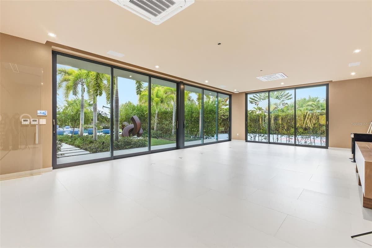 206 LEGACY — photo 74 of 85