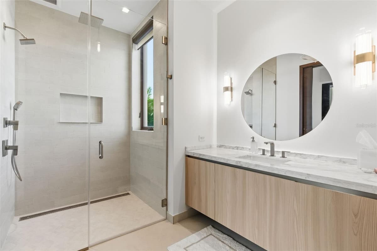 206 LEGACY — photo 20 of 85