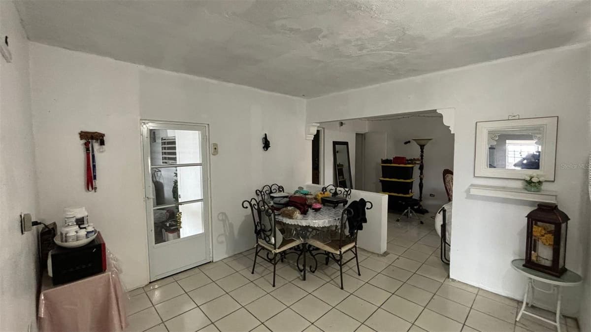 26 BO FACTOR 1 PARCELAS ANIMAS #399 CALLE 26 — photo 3 of 9