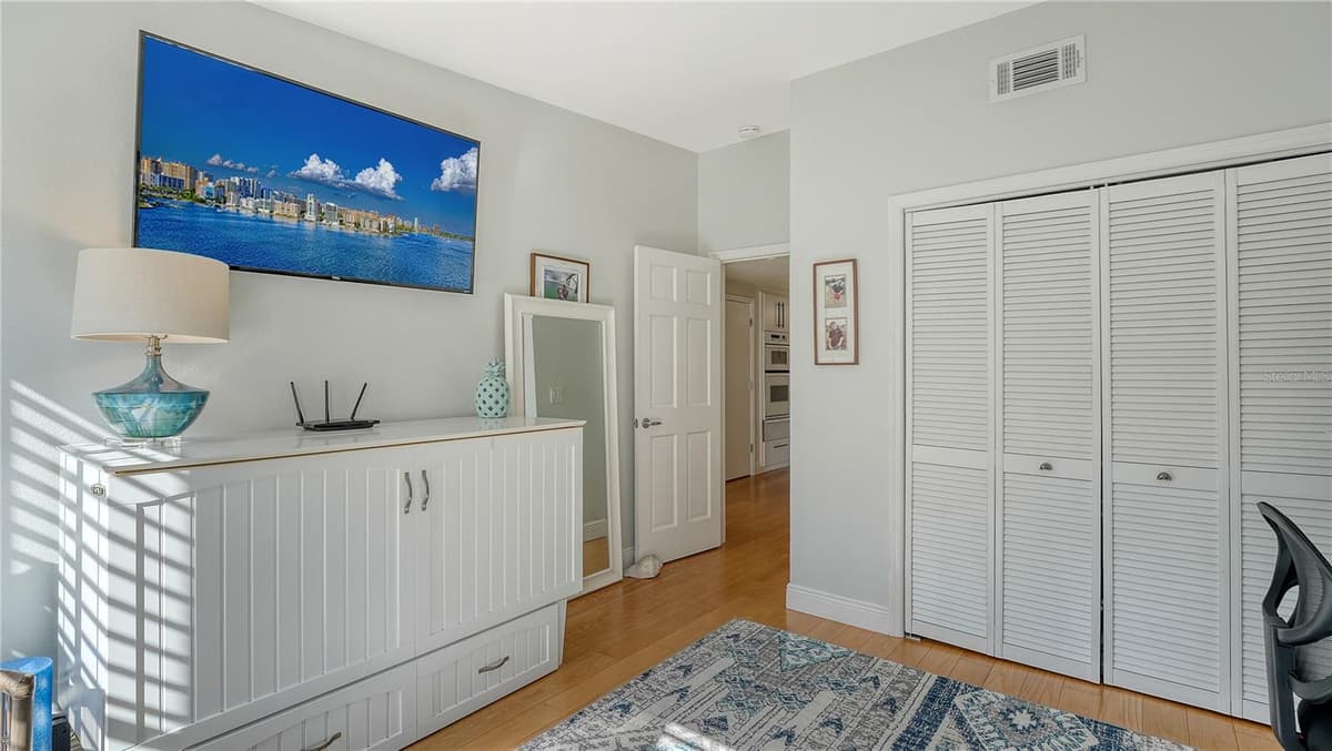 4104 128TH STREET — photo 21 of 28