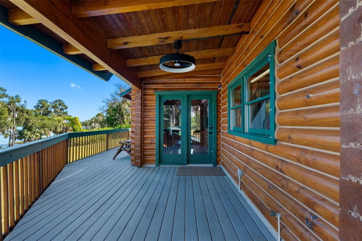 11401 THONOTOSASSA ROAD — photo 13 of 68