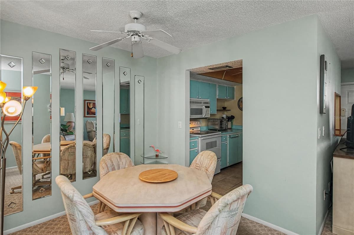 22375 EDGEWATER DRIVE — photo 19 of 51