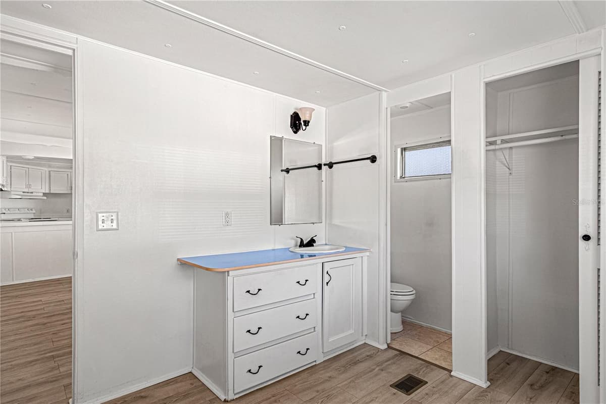 1517 AVENUE C — photo 12 of 20