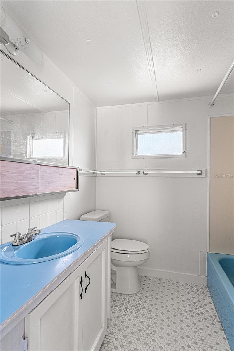 1517 AVENUE C — photo 13 of 20