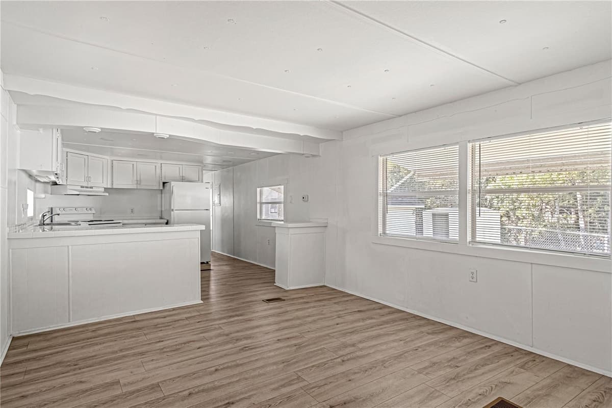 1517 AVENUE C — photo 9 of 20