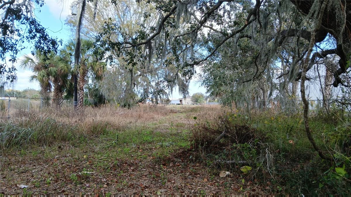 2295 US HIGHWAY 92 — photo 13 of 21