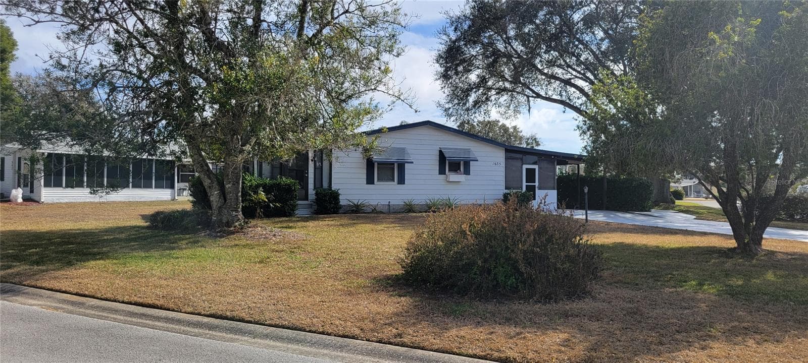 1635 PINEHURST DRIVE — photo 3 of 36