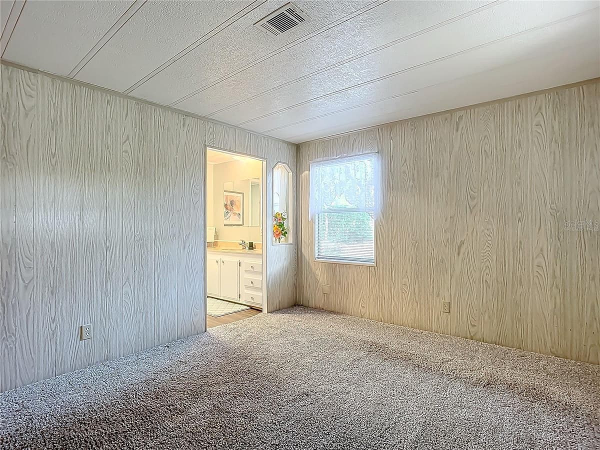807 SWALLOW LANE — photo 14 of 28