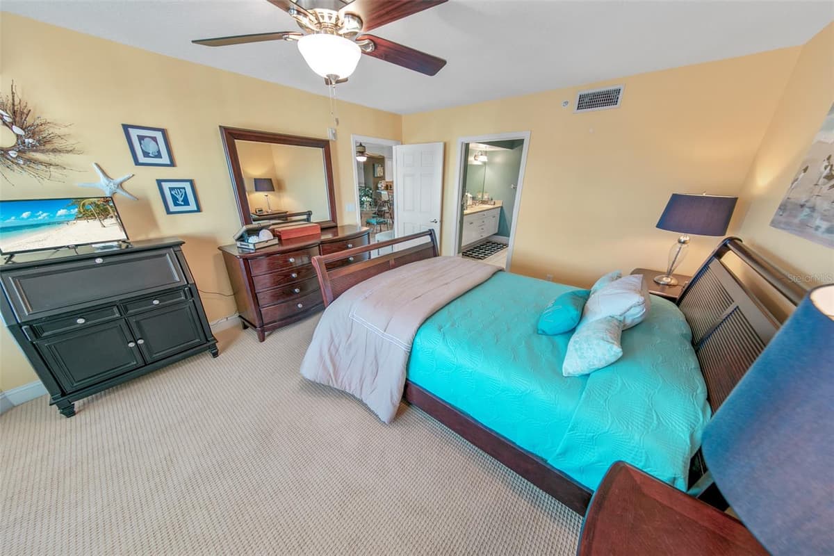 4650 LINKS VILLAGE DRIVE — photo 19 of 43