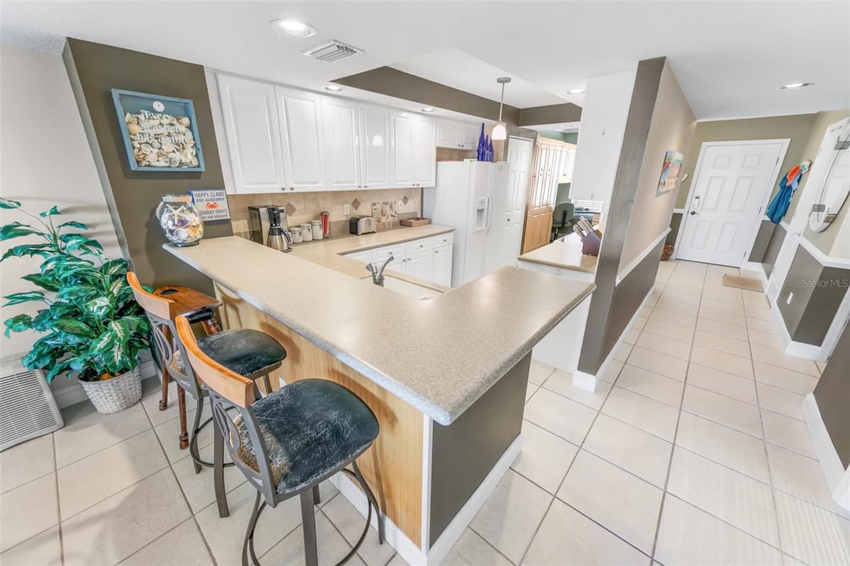 4650 LINKS VILLAGE DRIVE — photo 14 of 43