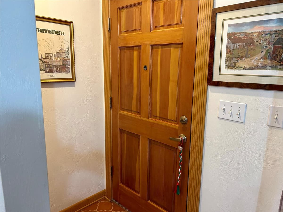55730 HOLIDAY  CIRCLE — photo 6 of 48
