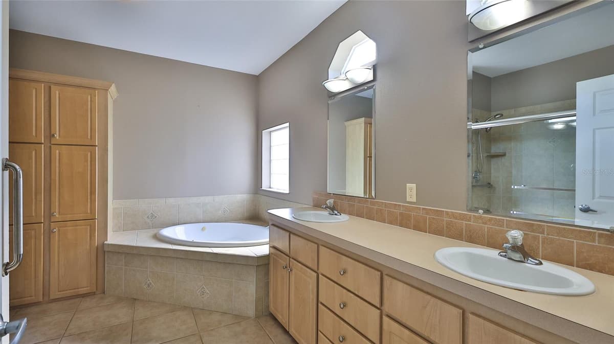 361 MARSH LANDING LOOP — photo 17 of 50