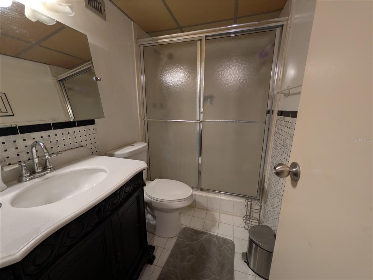 6080 44TH STREET — photo 13 of 19