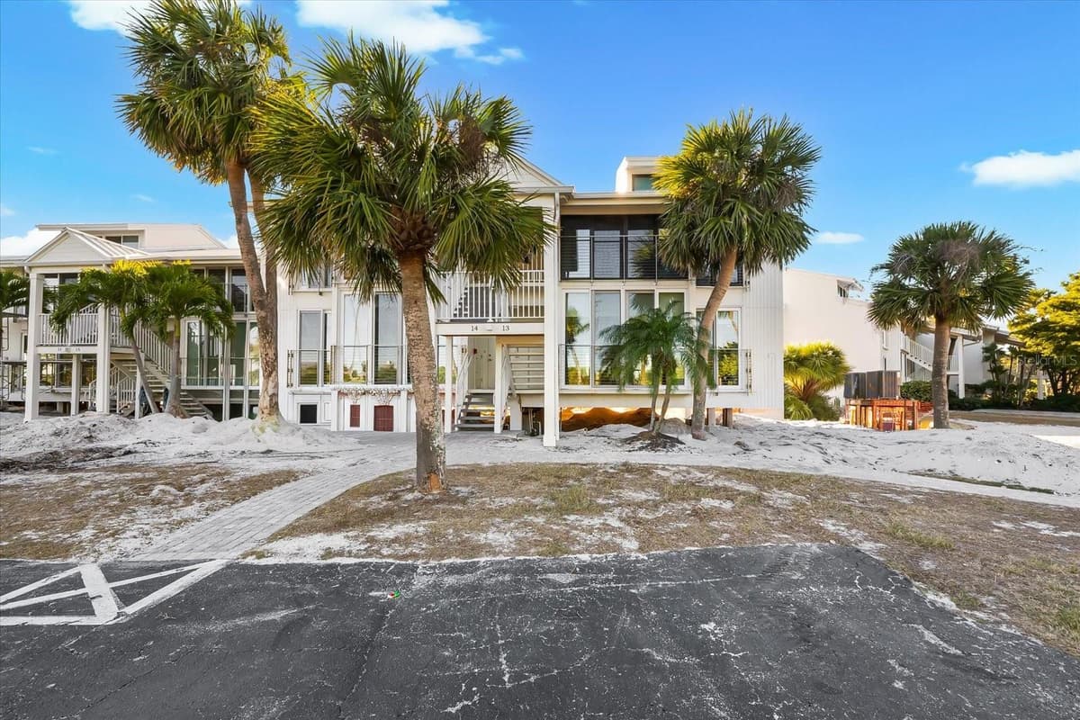 5000 GASPARILLA ROAD — photo 3 of 61