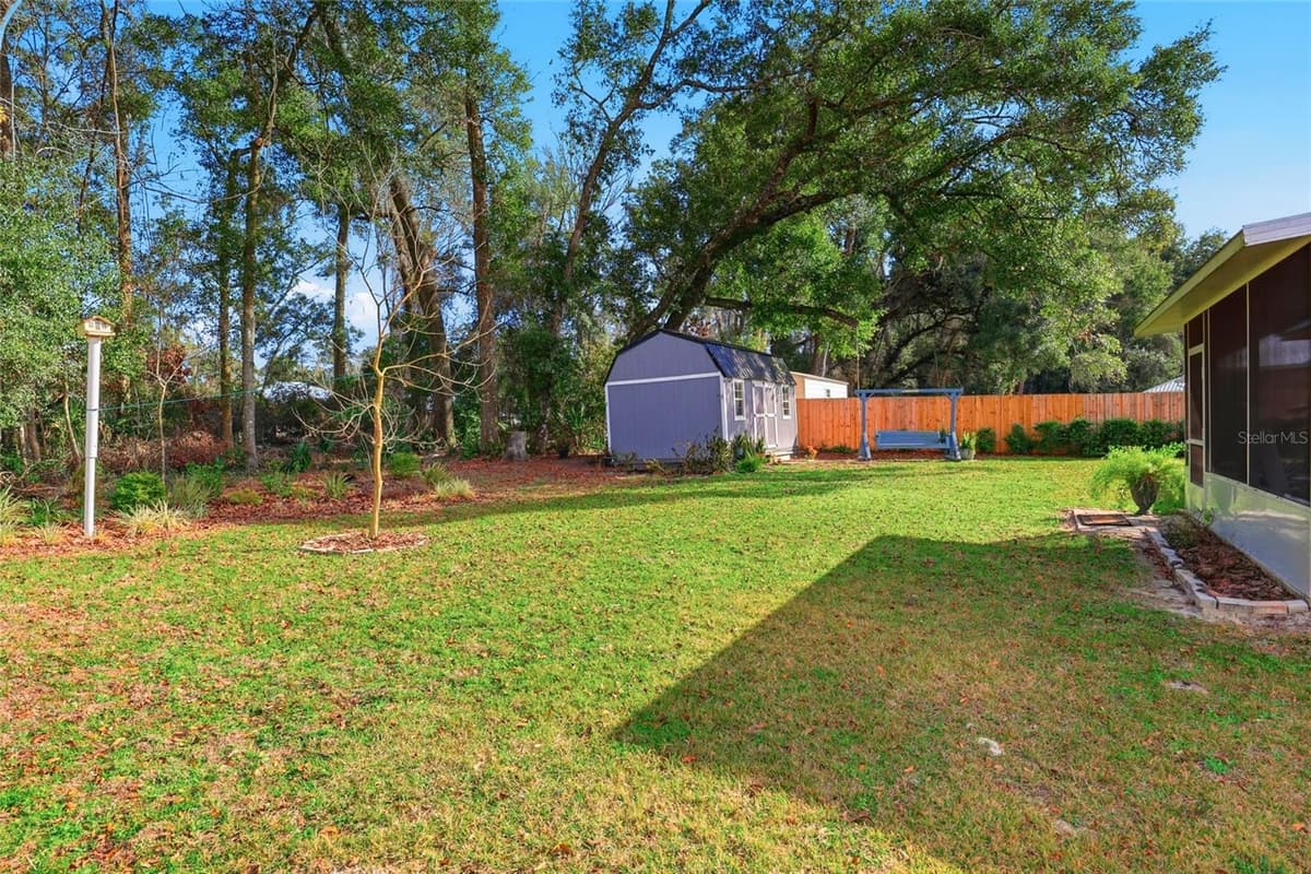 9092 MARYANN DRIVE — photo 30 of 47