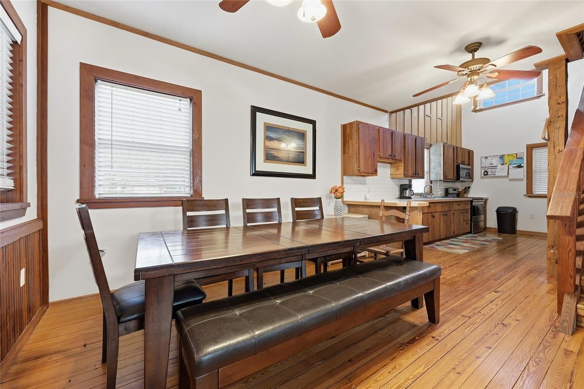 317 CEDAR STREET — photo 8 of 32
