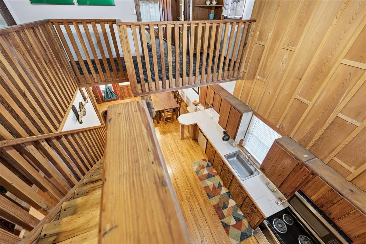 317 CEDAR STREET — photo 12 of 32