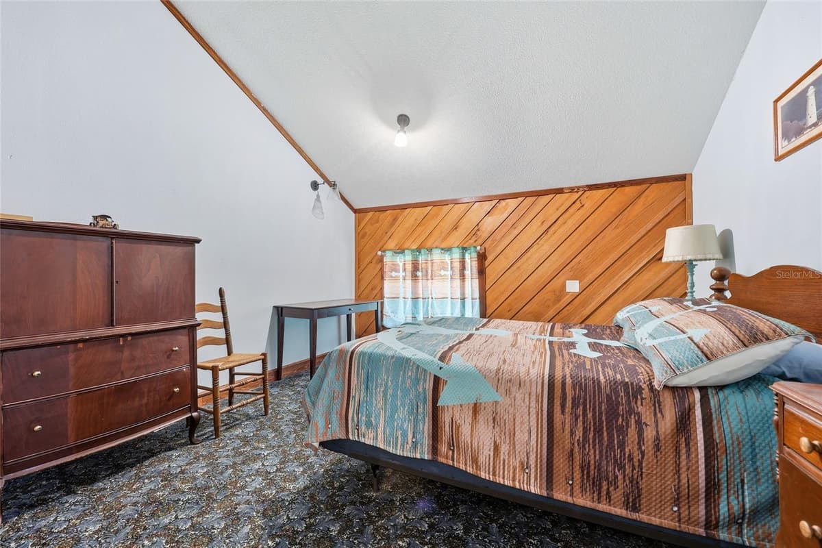 317 CEDAR STREET — photo 15 of 32