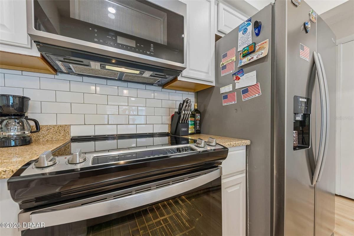 3615 ATLANTIC AVENUE — photo 16 of 42