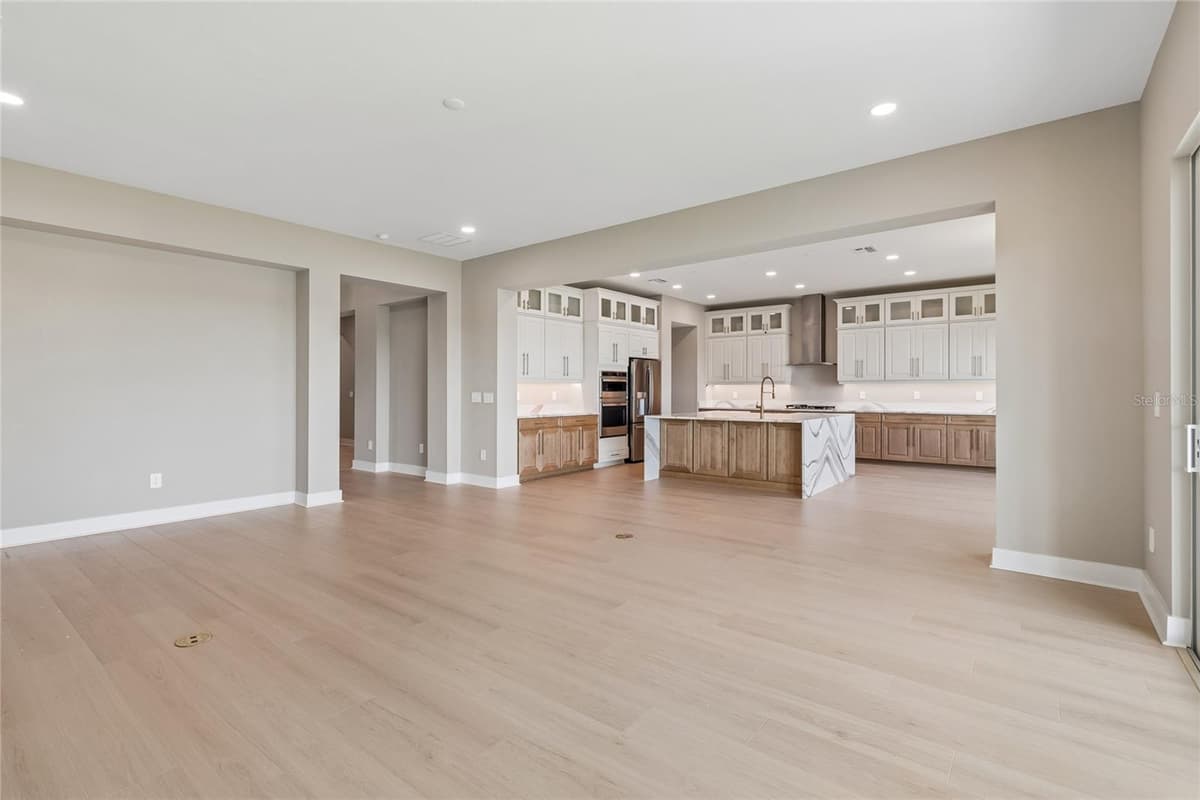 1170 KINGS WAY DRIVE — photo 4 of 15
